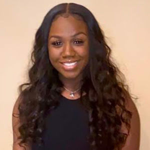 Meet your Posher, April